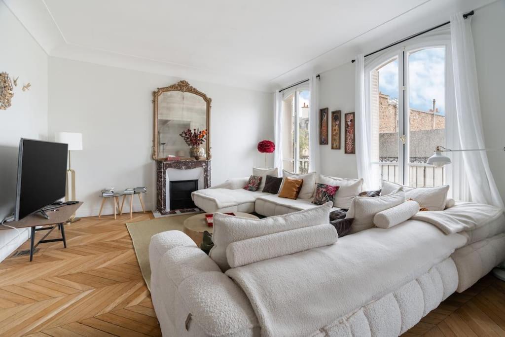 Haussmannien De Grand Luxe Apartment